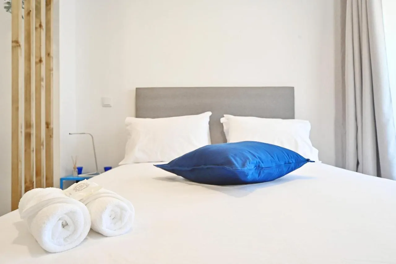 Right Place Lisbon Apartment